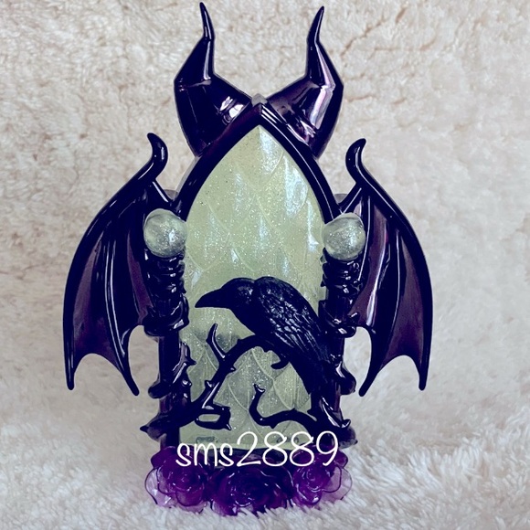 Bath and Body Works Maleficent Wallflower Plug - Picture 1 of 2